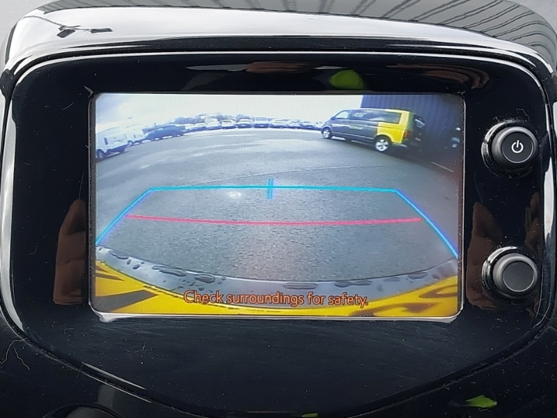 Used Toyota AYGO 2017 for sale - 77980889: Photo 10