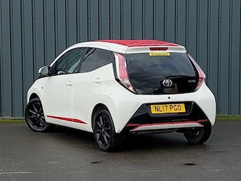 Used Toyota AYGO 2017 for sale - 77980889: Photo
