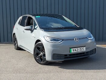 2021 - 150kW Tour Pro S 77kWh 5dr Auto