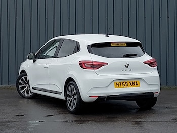 Used Renault Clio 2020 for sale - 77183608: Photo