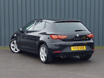 Used SEAT Leon 2019 for sale - 77896930: Photo