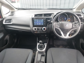 Used Honda Jazz 2018 for sale - 77352687: Photo