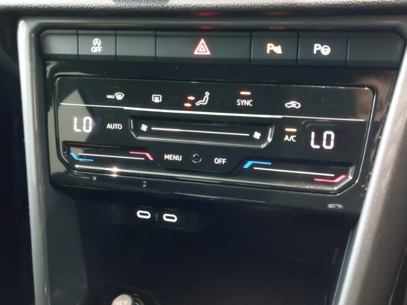 Used Volkswagen T-Roc 2024 for sale - 76951919: Photo 16