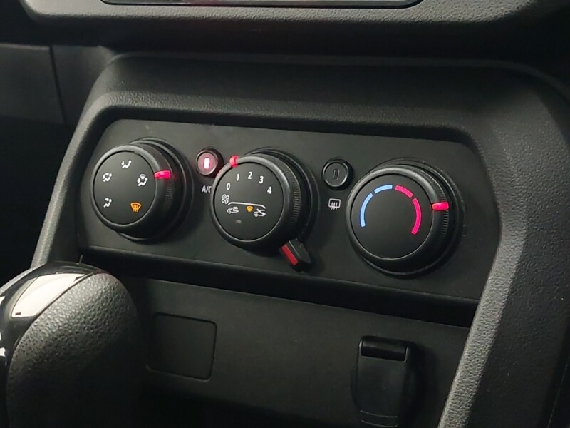 Used Dacia Sandero 2023 for sale - 77964507: Photo 16