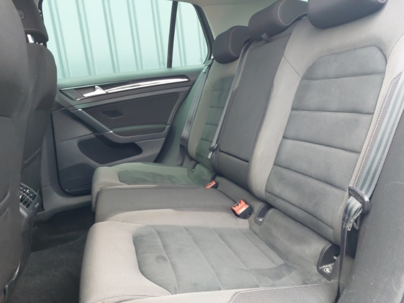 Used Volkswagen Golf 2019 for sale - 77948177: Photo 6