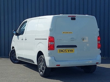 Used Vauxhall Vivaro 2025 for sale - 79126675: Photo