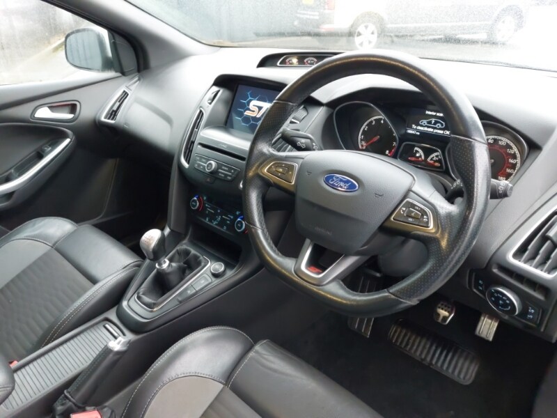 Used Ford Focus 2017 for sale - 77509084: Photo 12