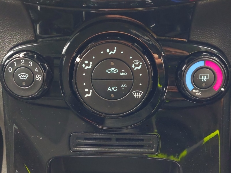 Used Ford Fiesta 2015 for sale - 77491769: Photo 14