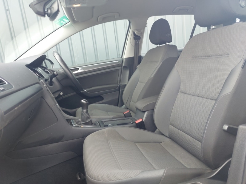 Used Volkswagen Golf 2018 for sale - 77793146: Photo 5