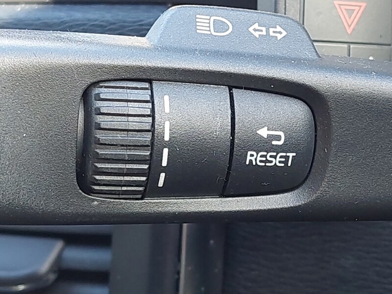 Used Volvo V40 2018 for sale - 78164473: Photo 18