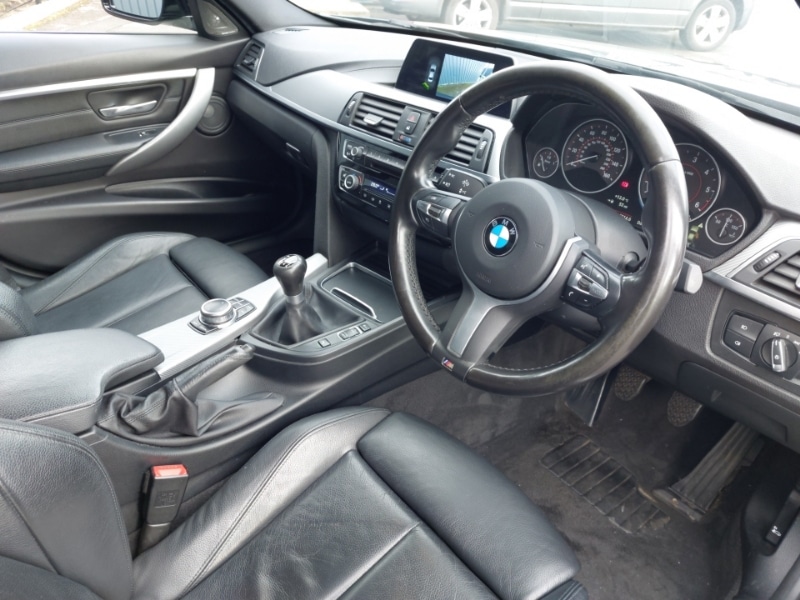 Used BMW 3 Series 2018 for sale - 76335961: Photo 12