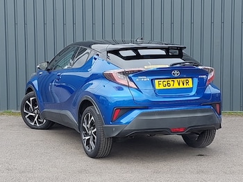 Used Toyota C-HR 2017 for sale - 77689937: Photo