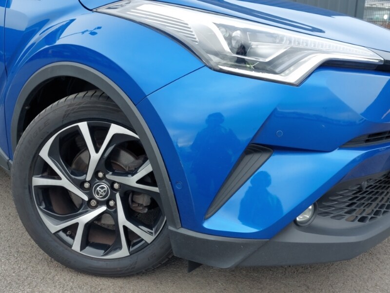 Used Toyota C-HR 2017 for sale - 77689937: Photo 9