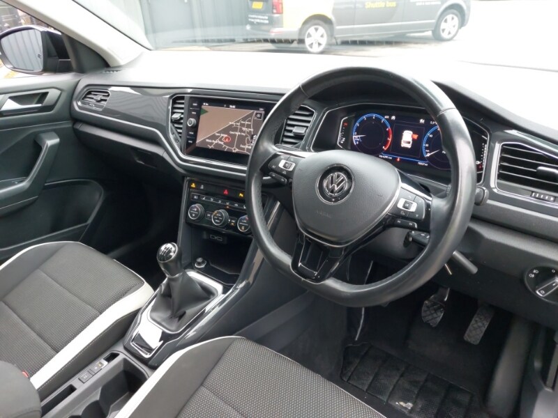 Used Volkswagen T-Roc 2018 for sale - 77790446: Photo 12