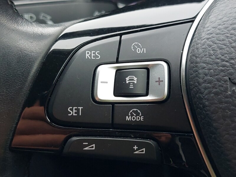 Used Volkswagen T-Roc 2018 for sale - 77790446: Photo 13