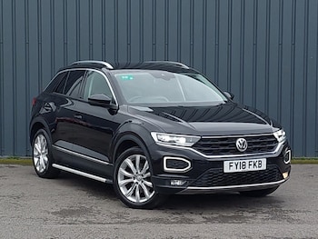 Used Volkswagen T-Roc 2018 for sale - 77790446: Photo
