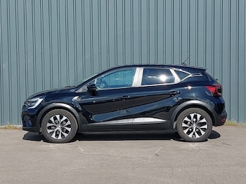 Used Renault Captur 2023 for sale - 78327088: Photo