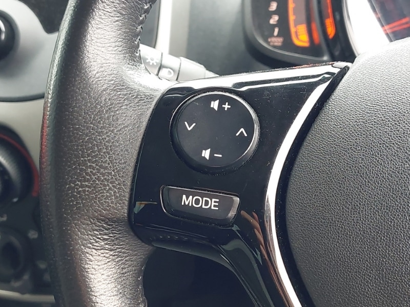 Used Toyota AYGO 2017 for sale - 77832328: Photo 12