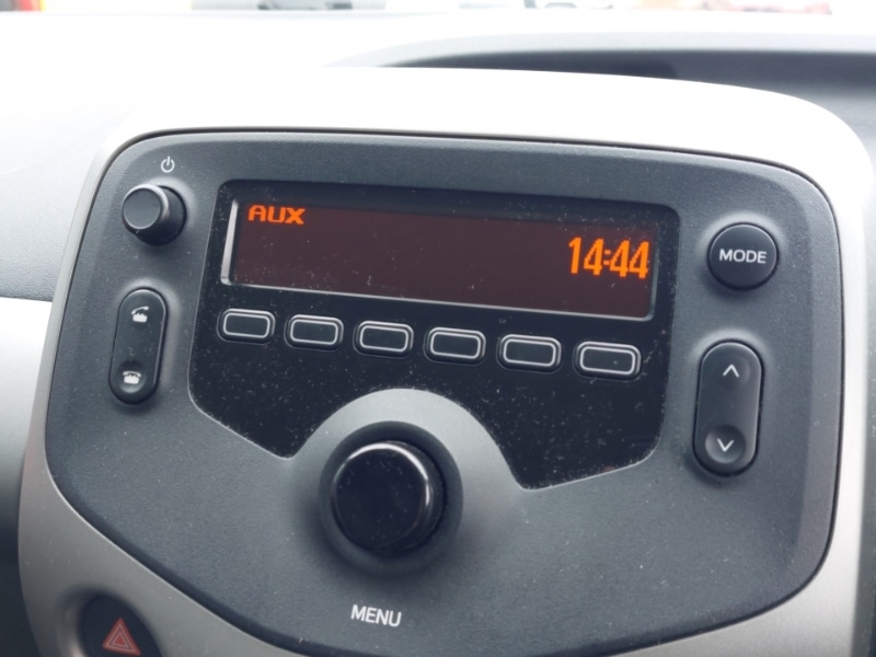 Used Toyota AYGO 2017 for sale - 77832328: Photo 17