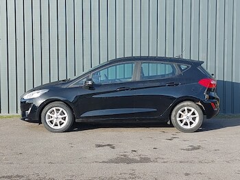Used Ford Fiesta 2018 for sale - 77024772: Photo