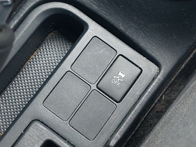 Used Toyota Yaris 2013 for sale - 78033535: Photo 17