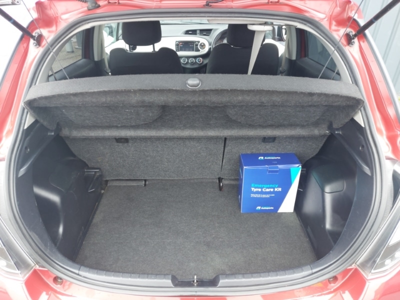 Used Toyota Yaris 2013 for sale - 78033535: Photo 8