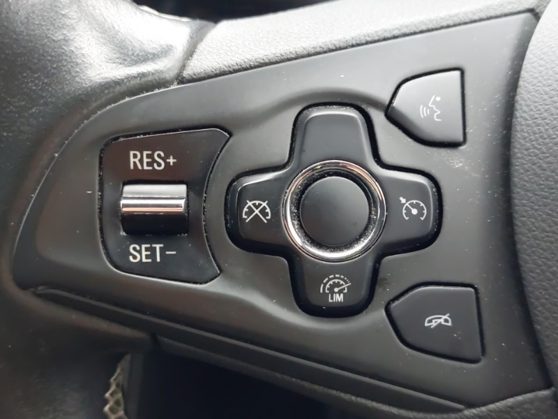 Used Vauxhall Astra 2017 for sale - 77721956: Photo 13