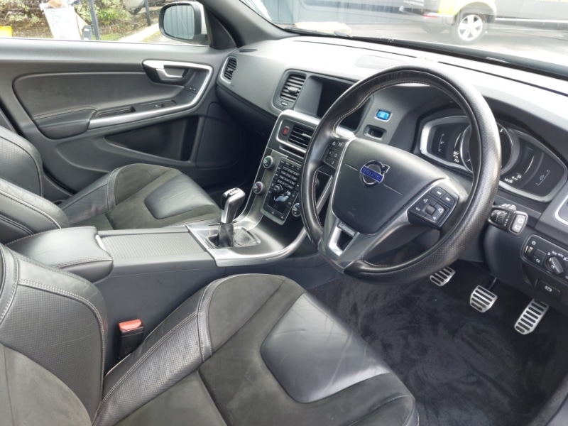 Used Volvo V60 2017 for sale - 76331822: Photo 12