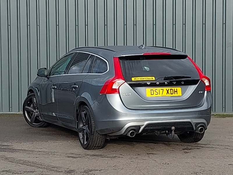 Used Volvo V60 2017 for sale - 76331822: Photo 3