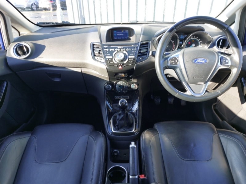 Used Ford Fiesta 2016 for sale - 76651824: Photo 2