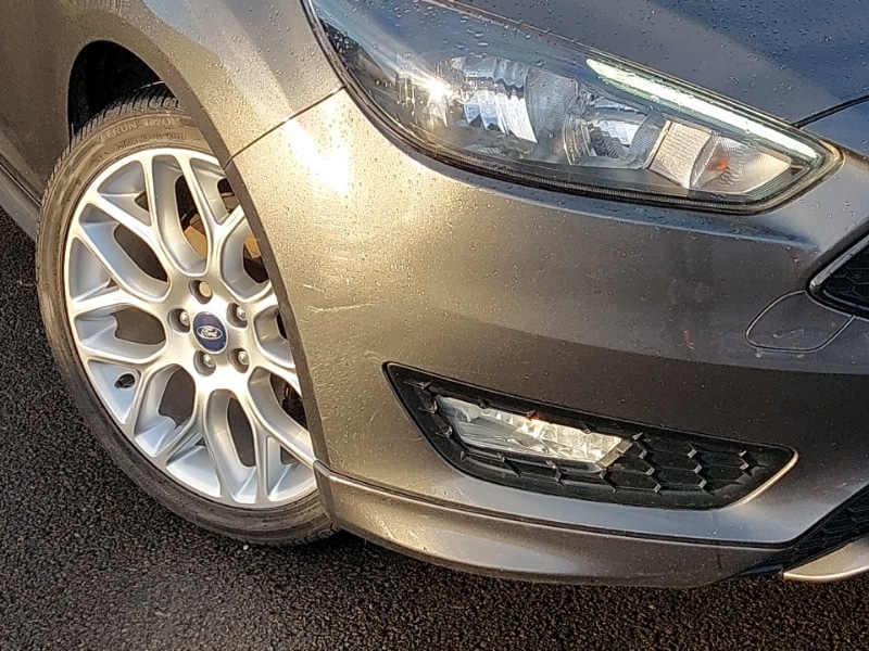 Used Ford Focus 2018 for sale - 76925063: Photo 9