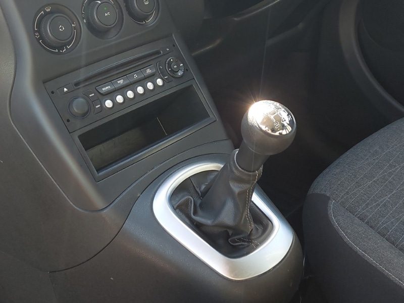 Used Citroen C3 Picasso 2017 for sale - 77969302: Photo 19