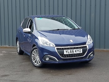 Used Peugeot 208 2017 for sale - 79662307: Photo