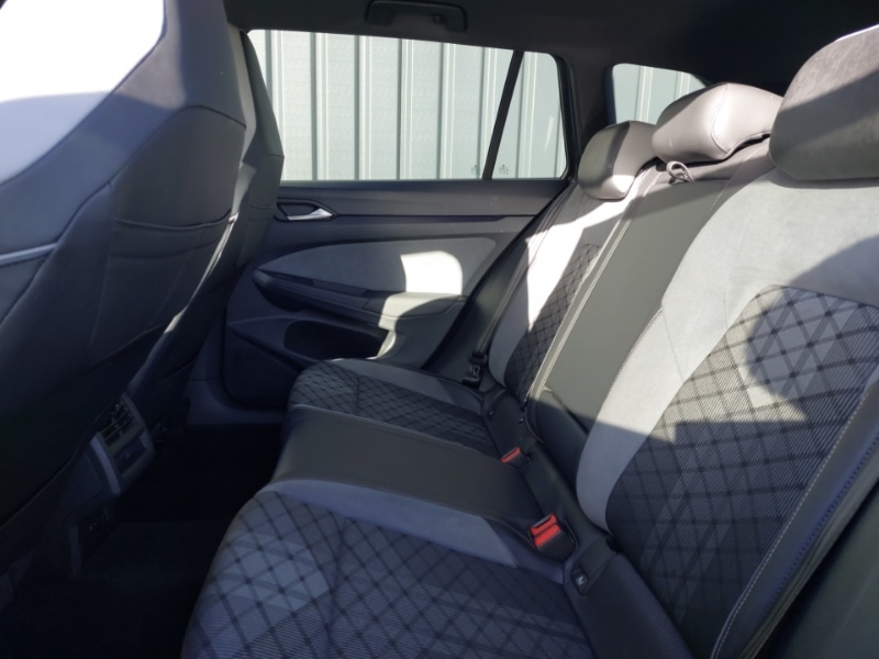 Used Volkswagen Golf 2023 for sale - 76629210: Photo 6