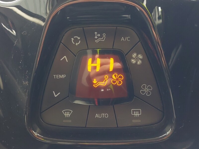 Used Toyota AYGO 2017 for sale - 77652136: Photo 15