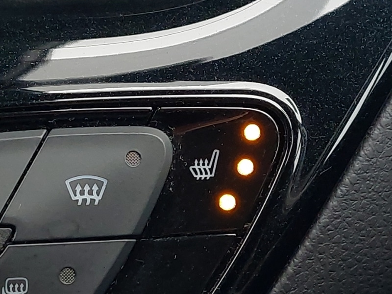 Used Toyota C-HR 2017 for sale - 77503586: Photo 16