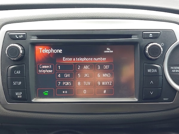 Used Toyota Yaris 2013 for sale - 76269268: Photo 17