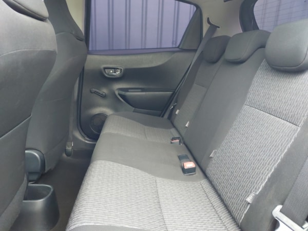 Used Toyota Yaris 2013 for sale - 76269268: Photo 6