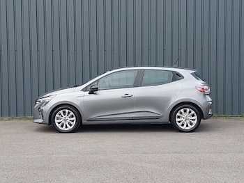 Used Renault Clio 2025 for sale - 79286327: Photo
