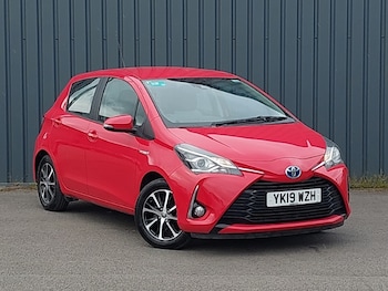 Used Toyota Yaris 2019 for sale - 78243705: Photo