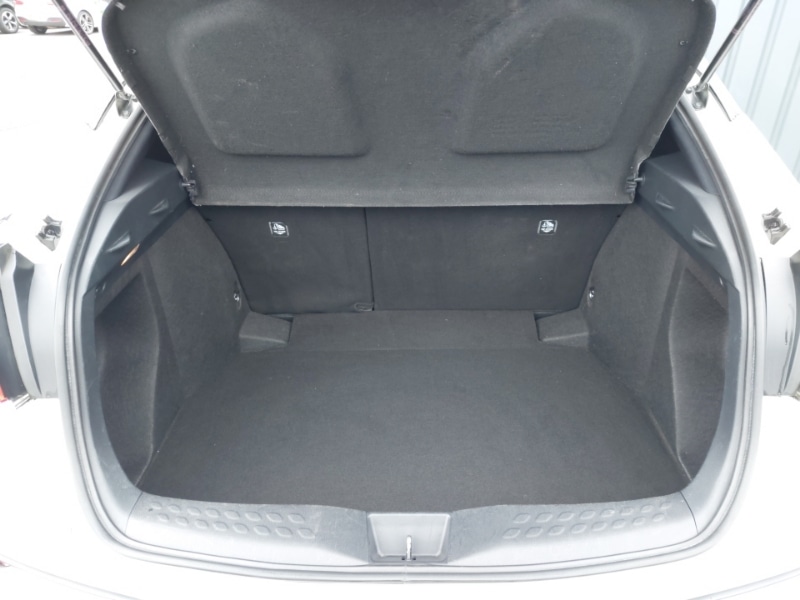 Used Toyota C-HR 2018 for sale - 76856720: Photo 8