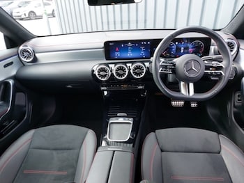 Used Mercedes-Benz CLA 2024 for sale - 76059073: Photo 2