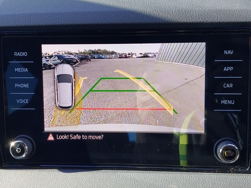 Used Skoda Karoq 2024 for sale - 76369695: Photo 10