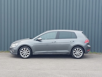 Used Volkswagen Golf 2019 for sale - 78146635: Photo