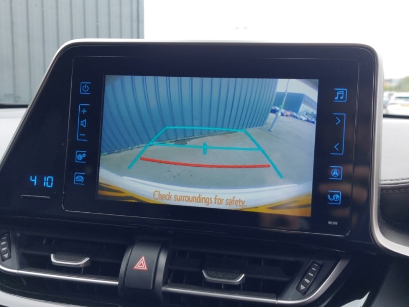 Used Toyota C-HR 2018 for sale - 76704824: Photo 16