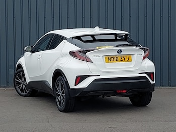 Used Toyota C-HR 2018 for sale - 76704824: Photo