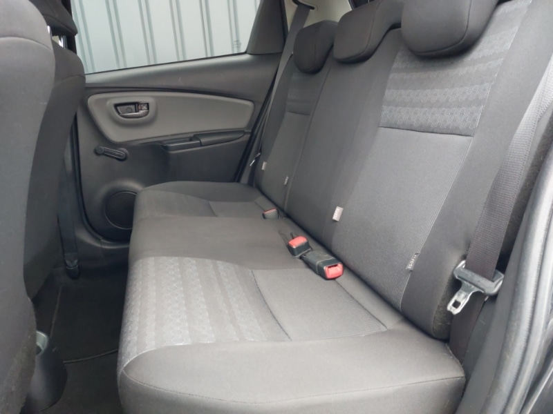 Used Toyota Yaris 2017 for sale - 77623972: Photo 6