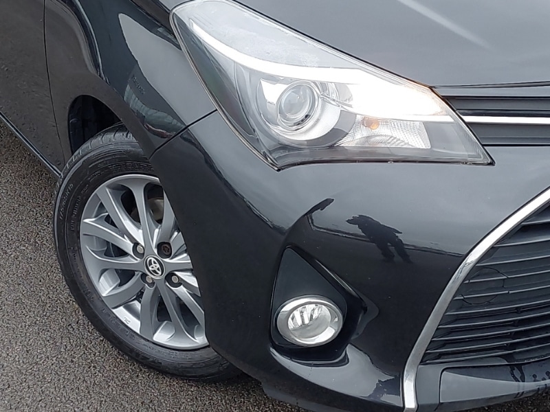 Used Toyota Yaris 2017 for sale - 77623972: Photo 9