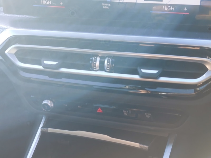 Used BMW 3 Series 2024 for sale - 78023827: Photo 11