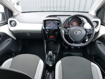 Used Toyota AYGO 2018 for sale - 78441711: Photo